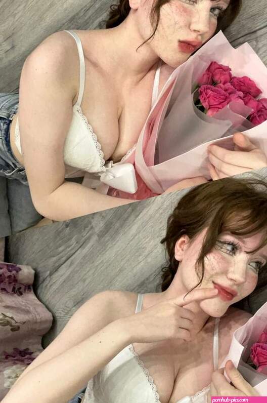 More812 more812812 Nude Leaks