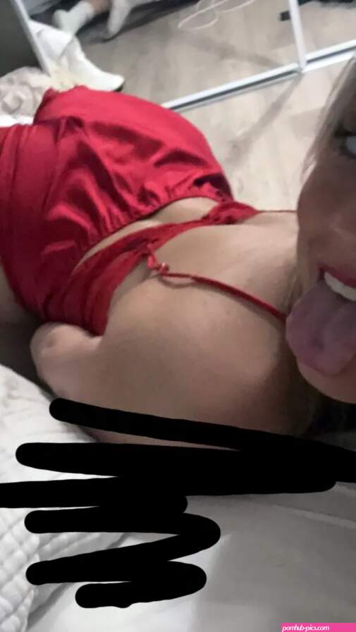 cute blonde college teen snapchat nudes