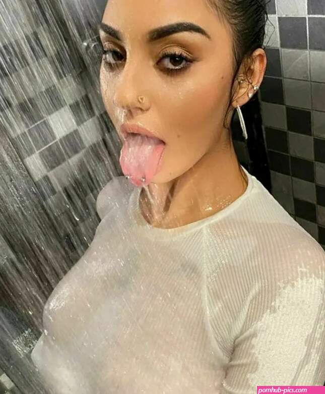Champagneemammmi Nude OnlyFans Leak Picture couCc2qPcG