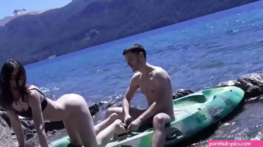 Horny teen couple gets caught having sex on public beach