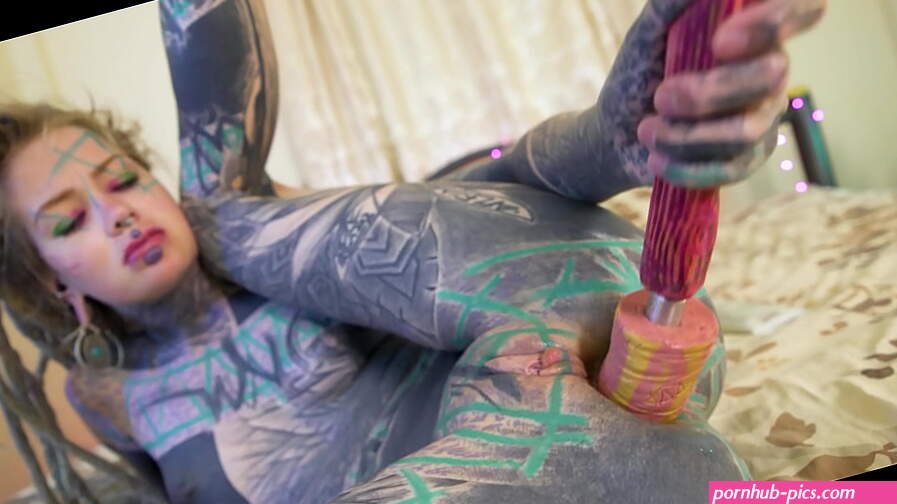TATTOO girl masturbating fingering her pussy and ass fucks her ANAL with a toy and GAPES prolapse goth punk alt porn