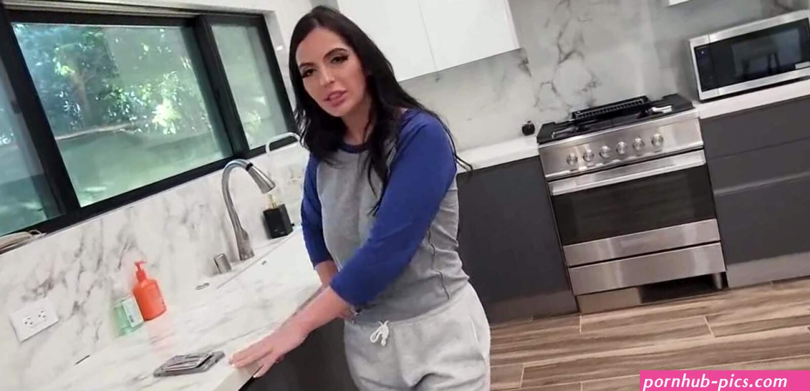 Creampie My Stepmom Multiple Time For Release My Stress