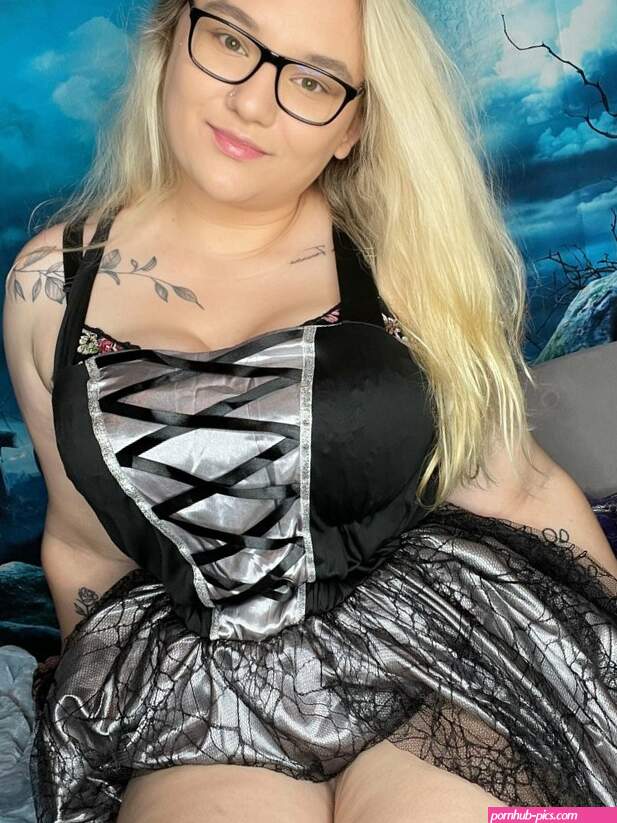 heathiemc paigeyiscreamy Nude Leaks OnlyFans