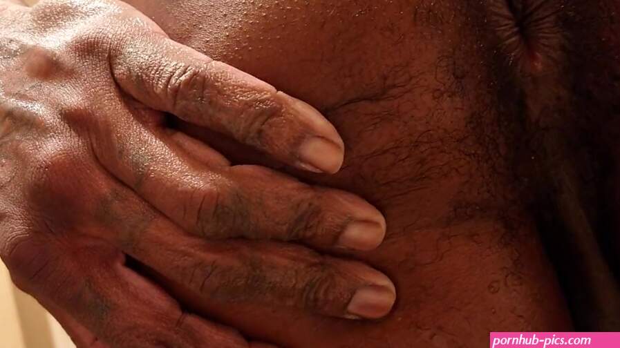 Culte anal hallelujah Johnson Mr. Good Bar partie 2