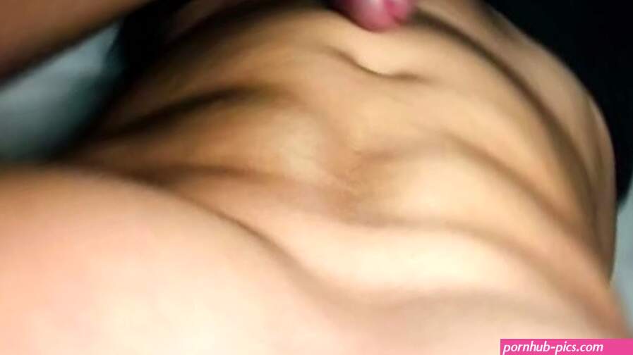 I fuck my fitness trainer and send it to my tiny boyfriend on Snapchat how hot Im cheating