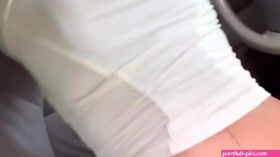 SWEDISH GIRL FUCKED IN CAR