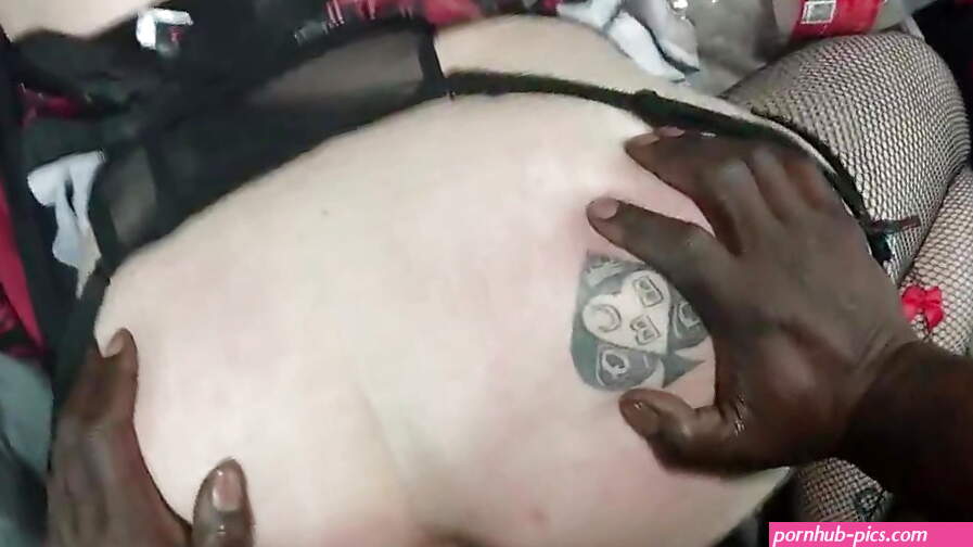 Sticky anal creampie for amateur mature American slut in stockings by BBC