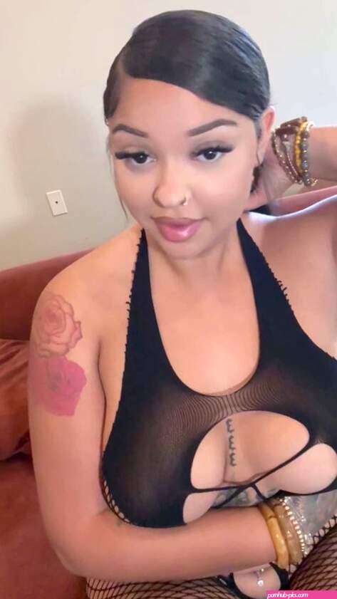 FreaksLover freakydaily1 Posts X