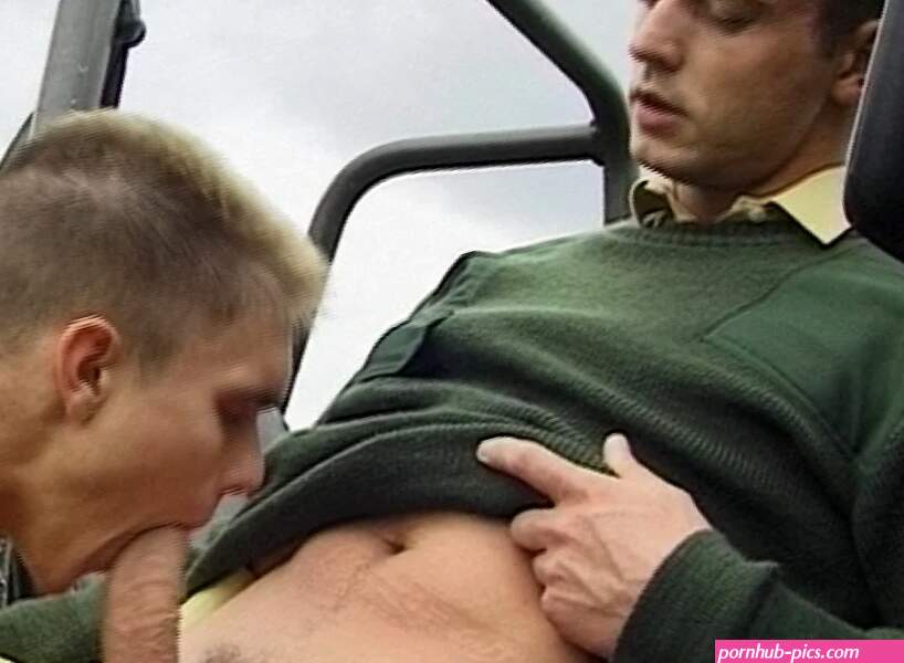 A commander fucks his soldier