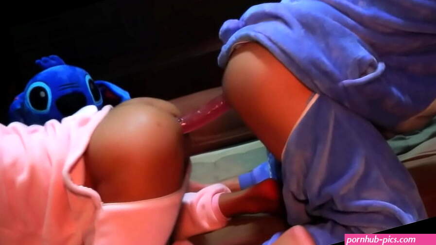 Double dildo ass to ass and hard anal creampie