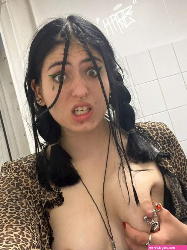 Niamausilol niamausi Nude Leaks OnlyFans