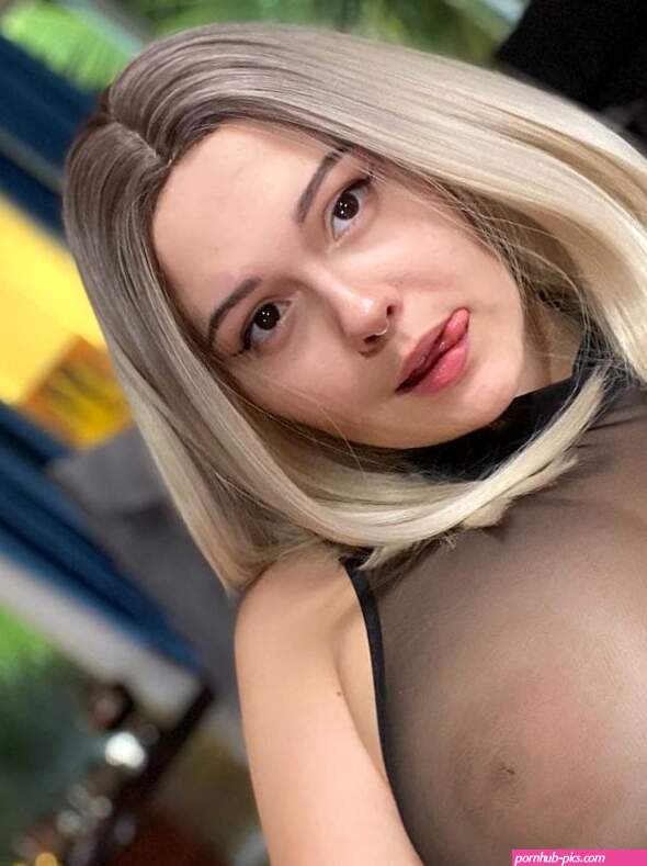 Peachy Alice on X: Tell me which modelpornactress I look like? X