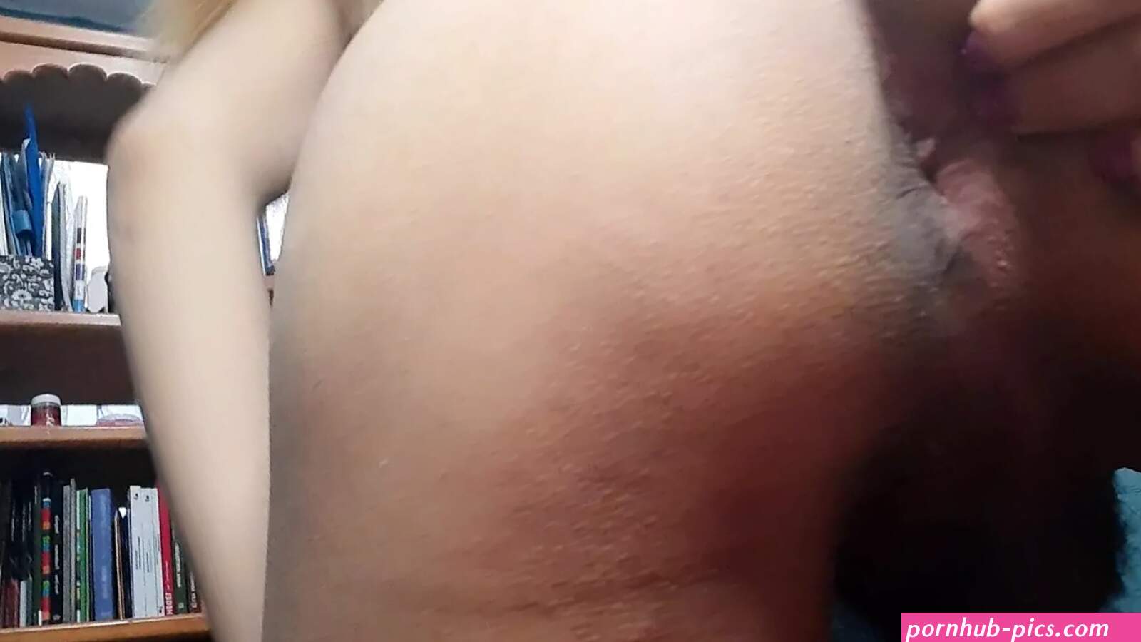 Free Fingers Ass Shemale Porn Videos