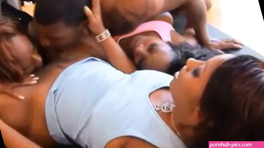 Two Men Licking Pussy Porn Videos