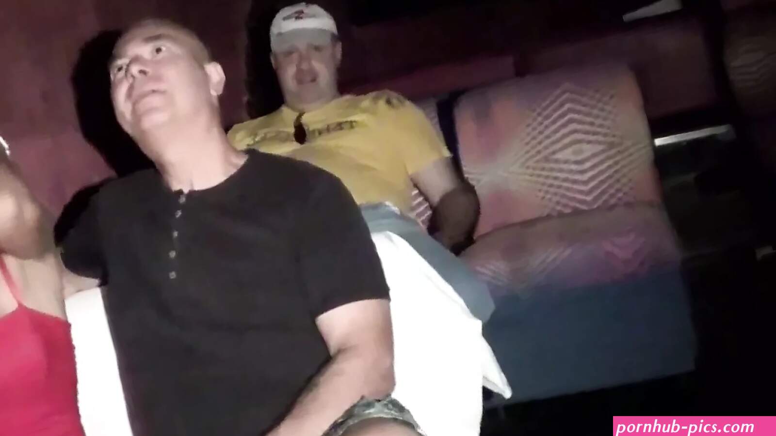 Al Cinema Porno Porn Videos