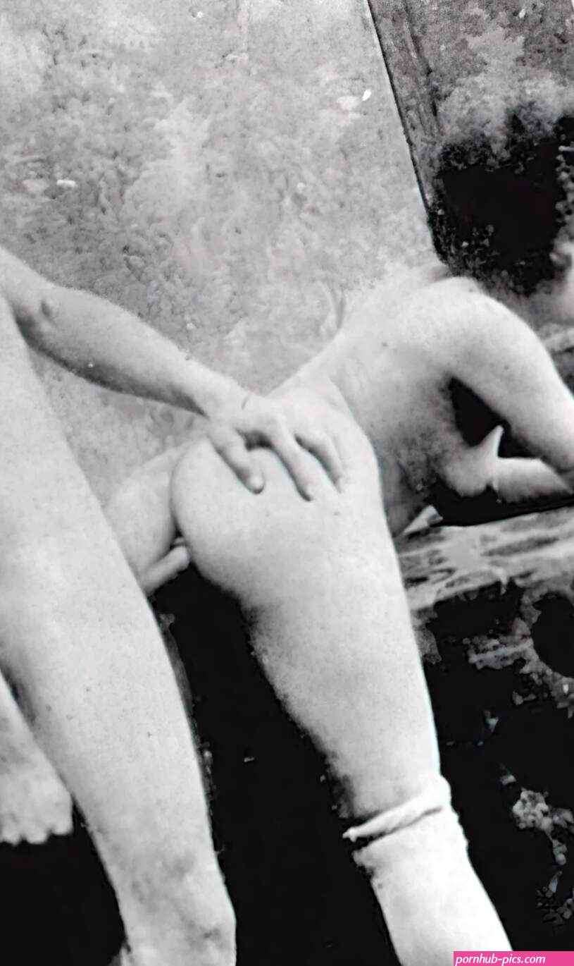Vintage Anal Porn Pics: Retro Backdoor Fucking in Classic Ass Sex Photos