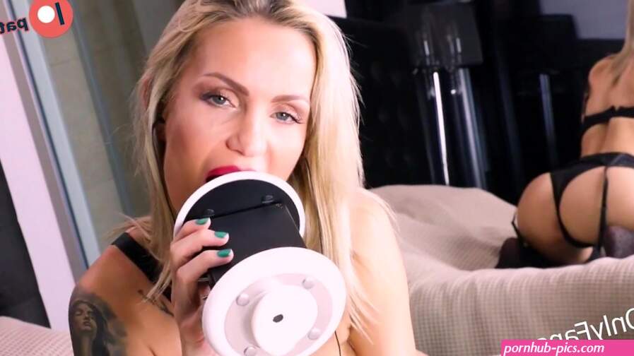ASMR Amy Joi Fun