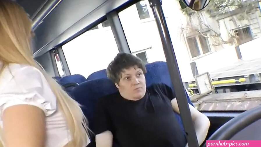 Pieprzyem si w autobusie z nudw z SweetSusi Ejakulacja Wielkie tyki MILF Obciganie Goy HD Porno
