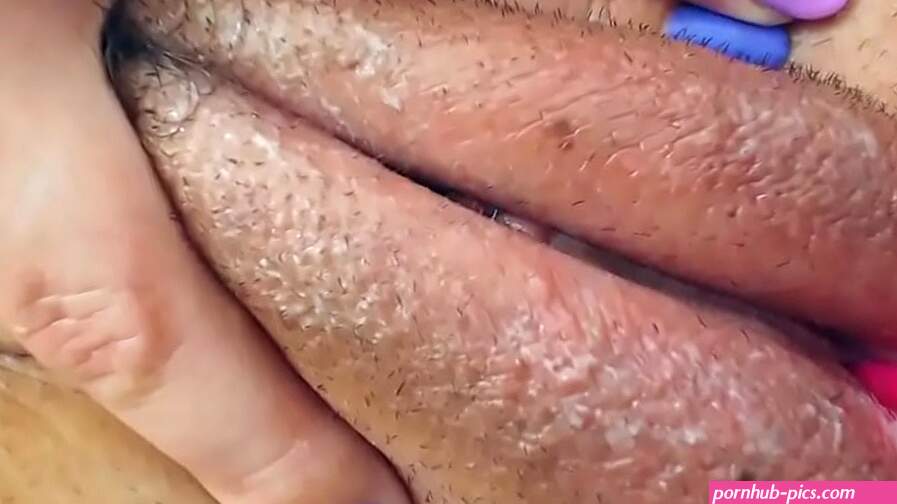EXTREME BEAUTIFUL PUSSY CLOSE-UP amateur