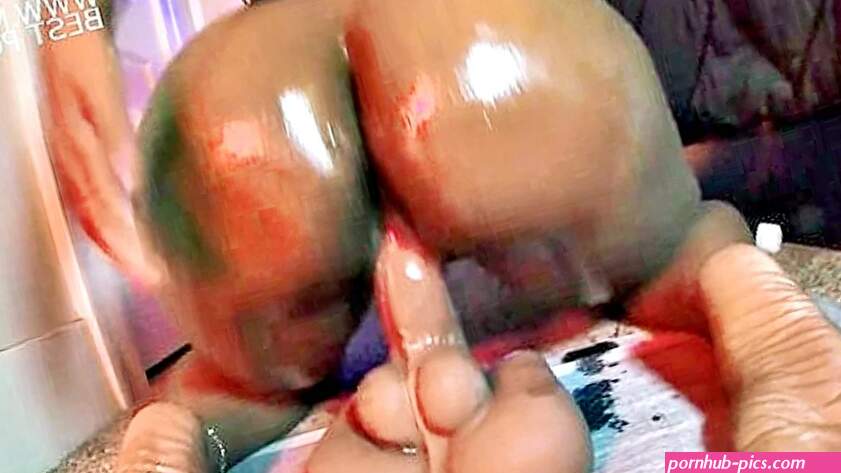 Solo Females Intense 60fps Masturbation With Squirting
