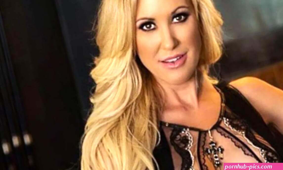 Brandi Love Debuts Fuck a Fan Scene New Three-Way on OnlyFans