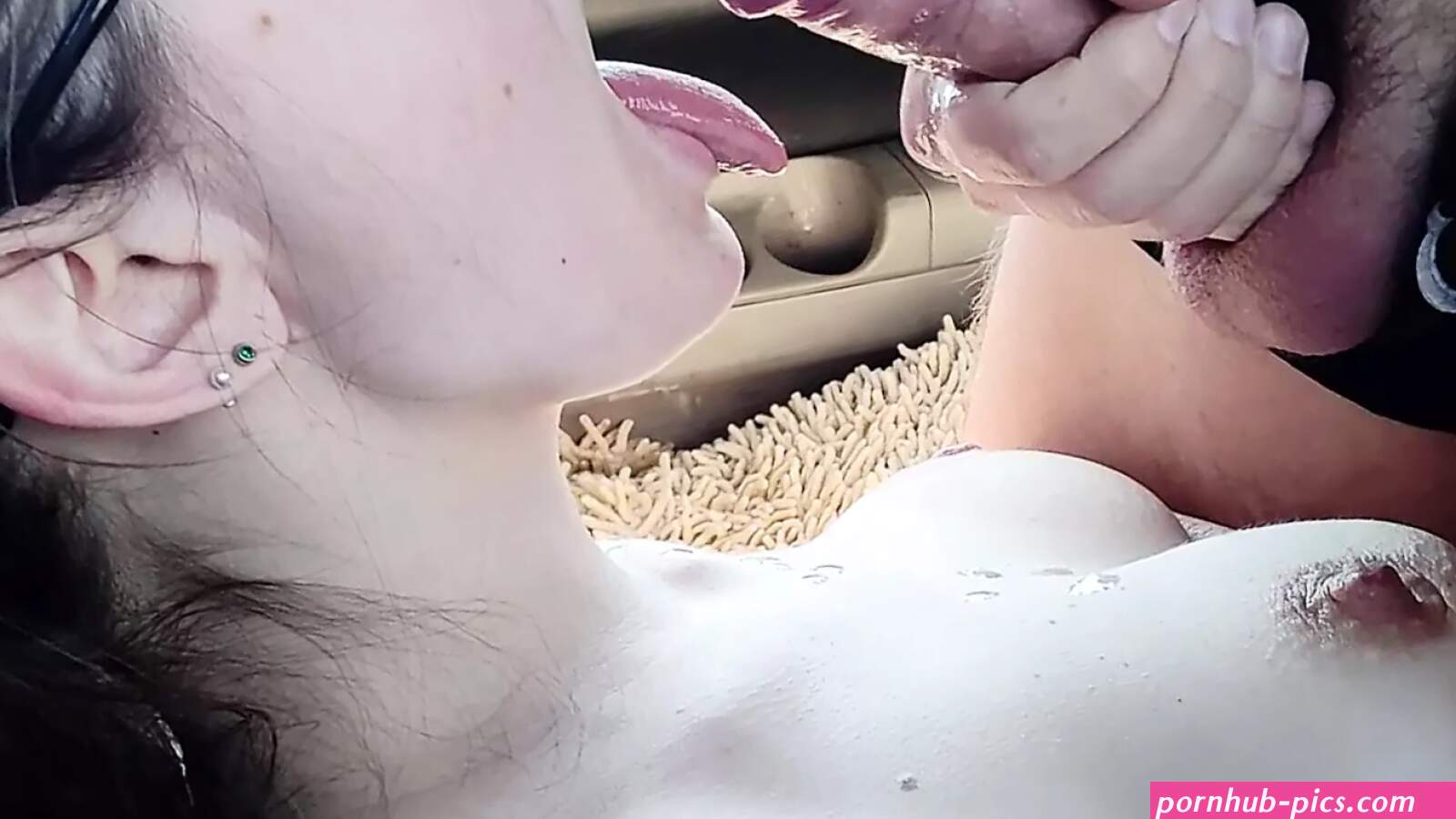 Chicas Place Cum Swallow Porn Videos
