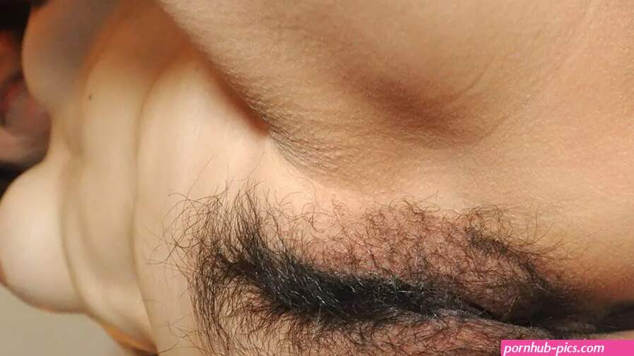 Fit Japanese Cougar Gets POV Hairy Pussy Creampie