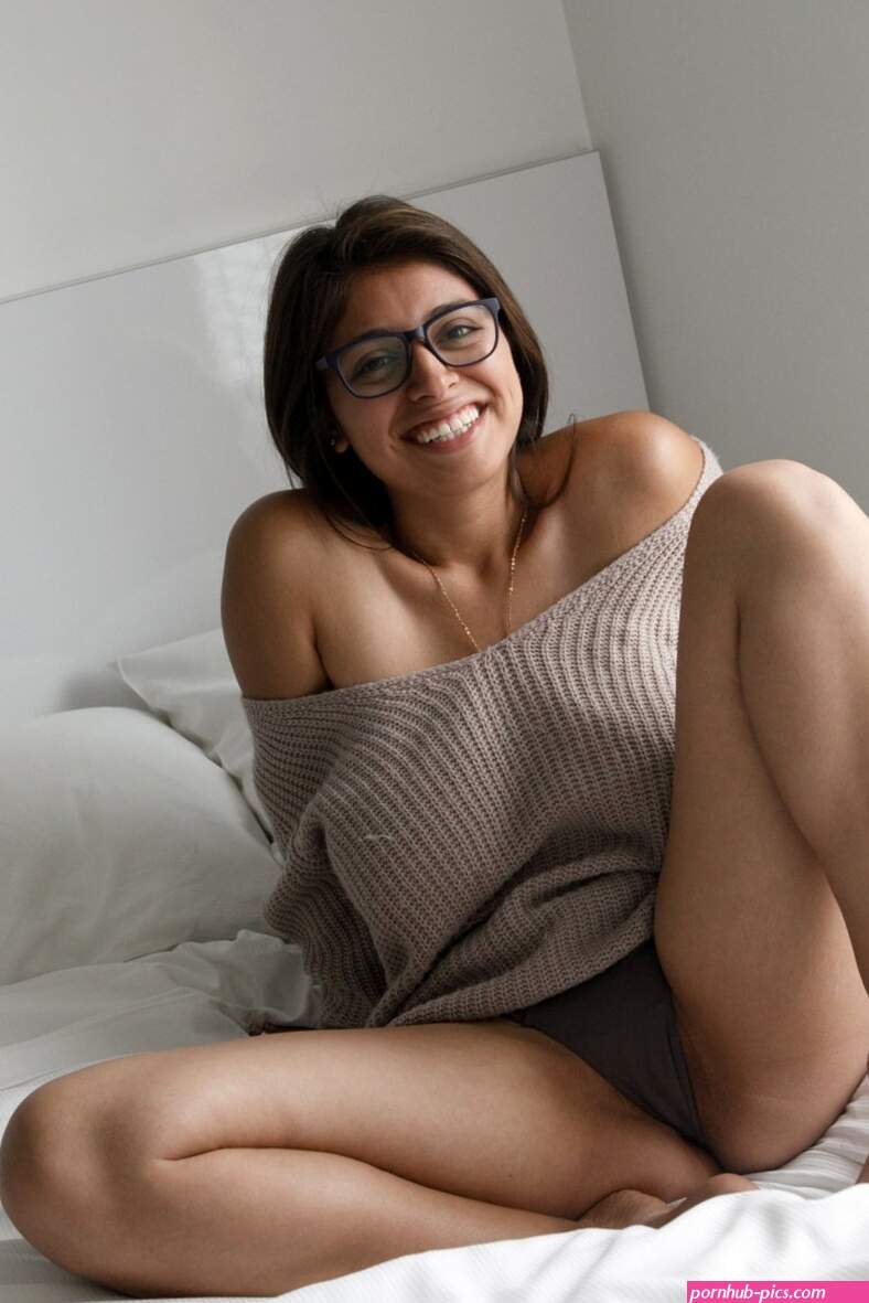 Ella Knox Nude in Finds Jesus