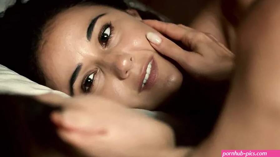 Emmanuelle Chriqui Sex Scene In Shut Eye feat. KaDee Strickland by Celeb Porn Archive