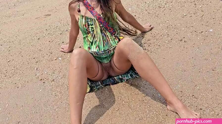 Public Beach NO PANTIES Risky Pussy n red BUT PLUG flashing
