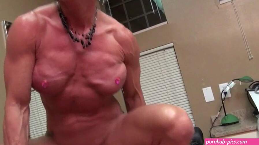 Muscular Woman Porn Videos: Sexy Muscle Girls