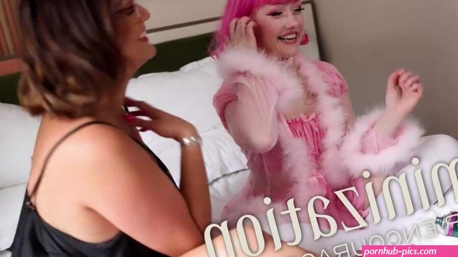 Feminization Makeup Encouragement with Evie Rees