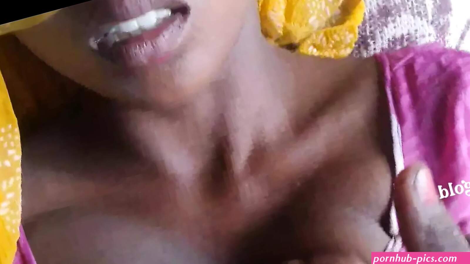 Yellow Saree Bhabhi Porn Videos