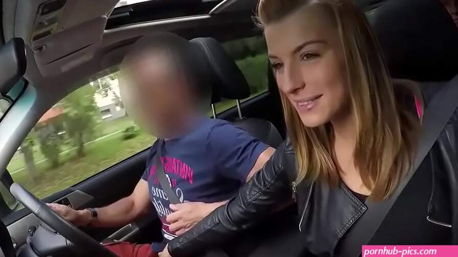 HUNT4K. Hottie has crazy sex for money in the strangers car