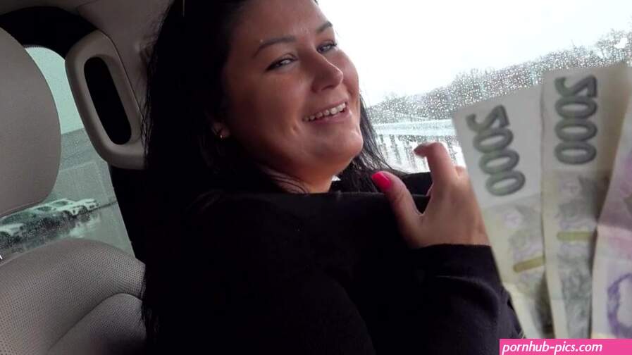Busty BBW MILF anally fucked in car for money