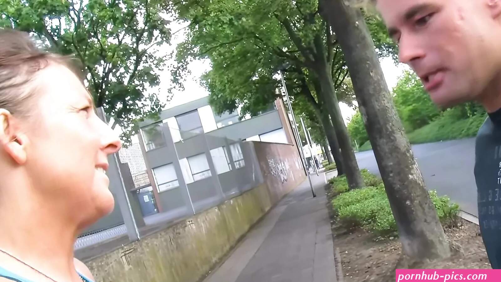 Street Fuck Porn Videos