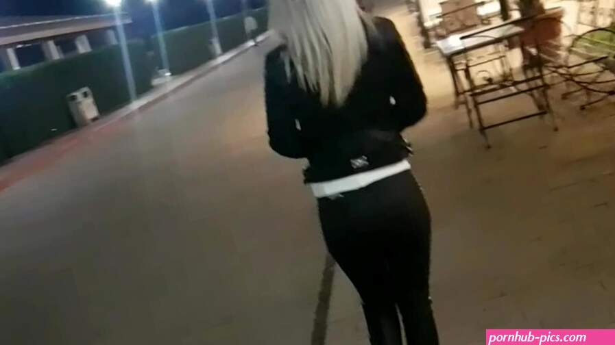 Public Agent Money -Risky fucking and best blowjob ever