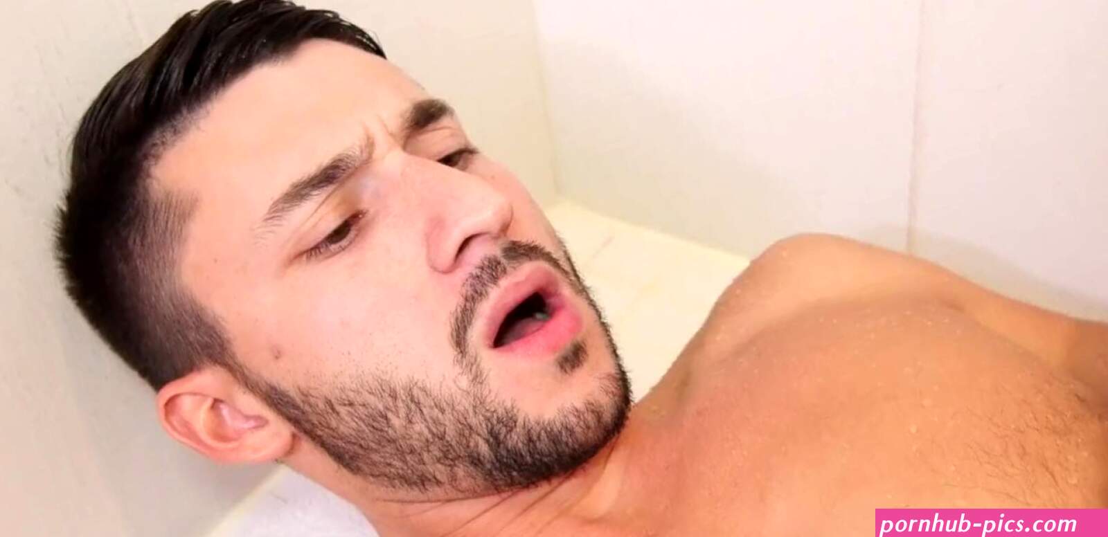 Curious Str8 Friend Wants To Try Anal After Catching His Buddy Masturbate