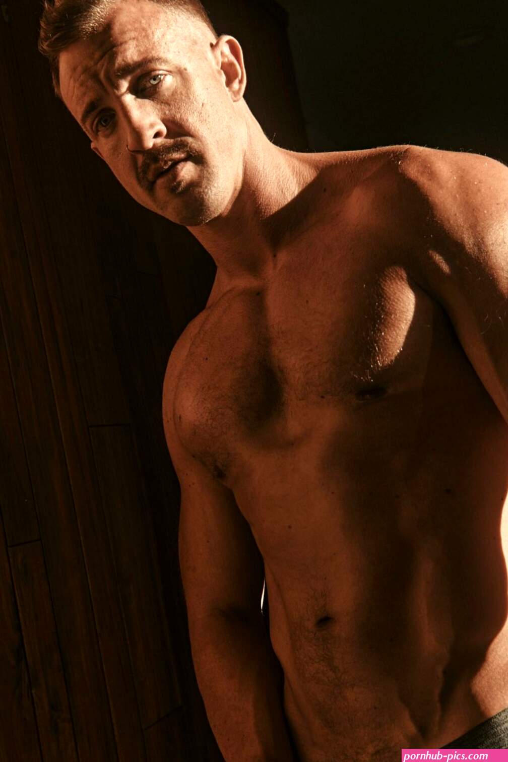 Naked Men Posts
