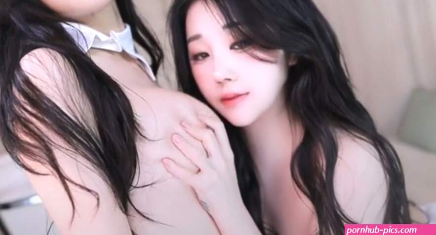 Know the name found her in a jinricp video? 1 reply 1791551