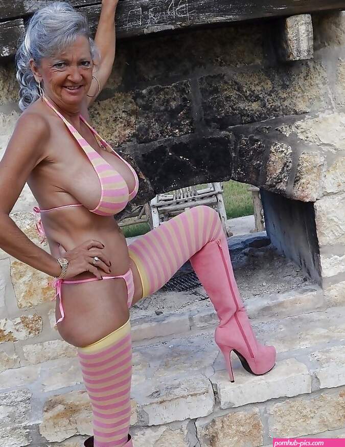 Mature Granny Cute Gran 5x7 Photo Bikini Busty Big Boobs Hot Adult Print 5303