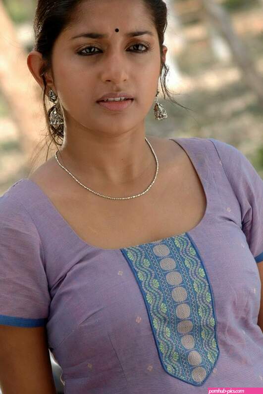 South Indian Actress Meera jasmine Hot Photos