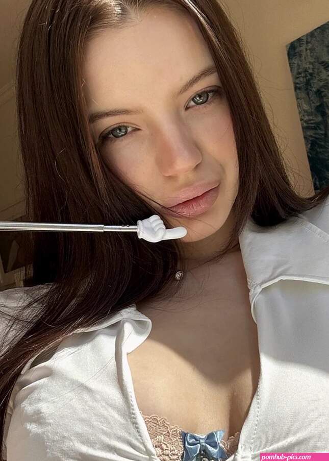Toree vviktoree X
