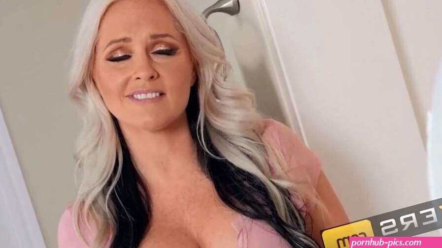 Alena Croft Is A Horny Slut And She Wants To Have Some Anal feat. Scott Nails by Brazzers
