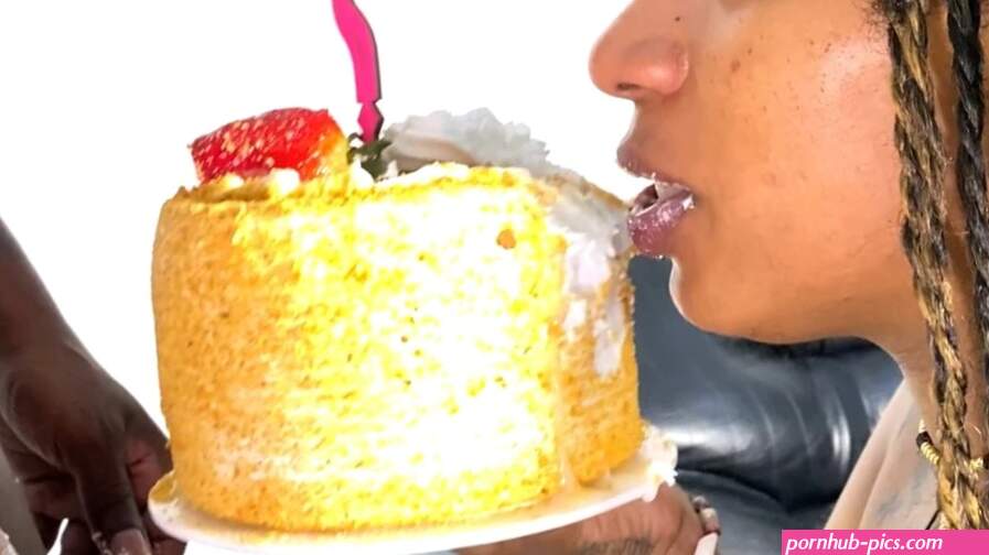 Cake Porn Videos