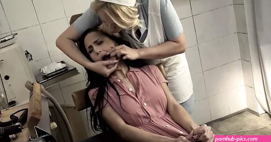 Dentiste dhorreur avec Angel Wicky Nicole Love Masturbation féminine Humiliation Broute minou Européennes Nue HD Porno