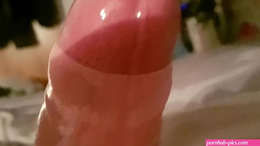 Amateur solo male dripping pre cum. First time video