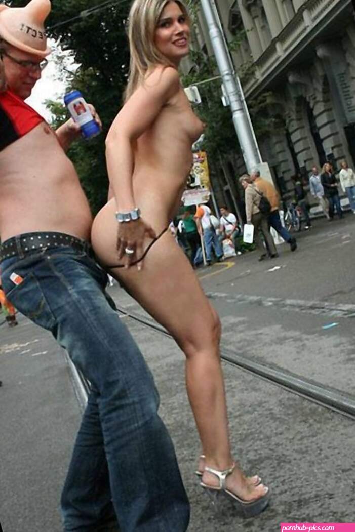 Public Porn image 6888