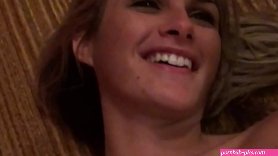 Real couple make first time sextape