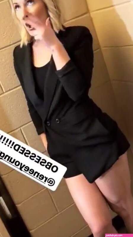 Celebs: Had a good morning fap to Renee Young